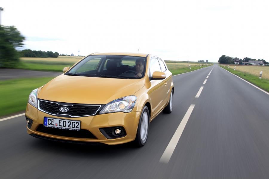  Kia pro_cee&rsquo;d EcoDynamics 2011 года  (фото 114 из 133)